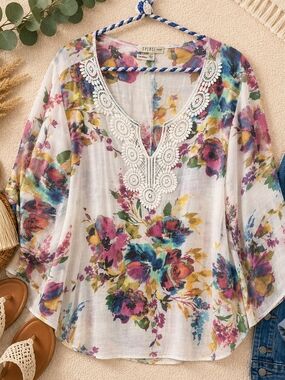 Spense Boho Floral Crochet Tunic Top 1X
